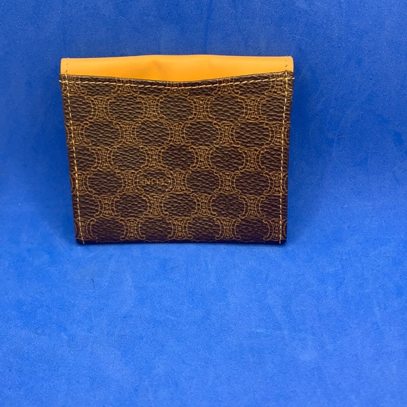 Céline
Macadam Compact In Mustard/Brown Coated Canvas Wallet - Picture 8 of 12